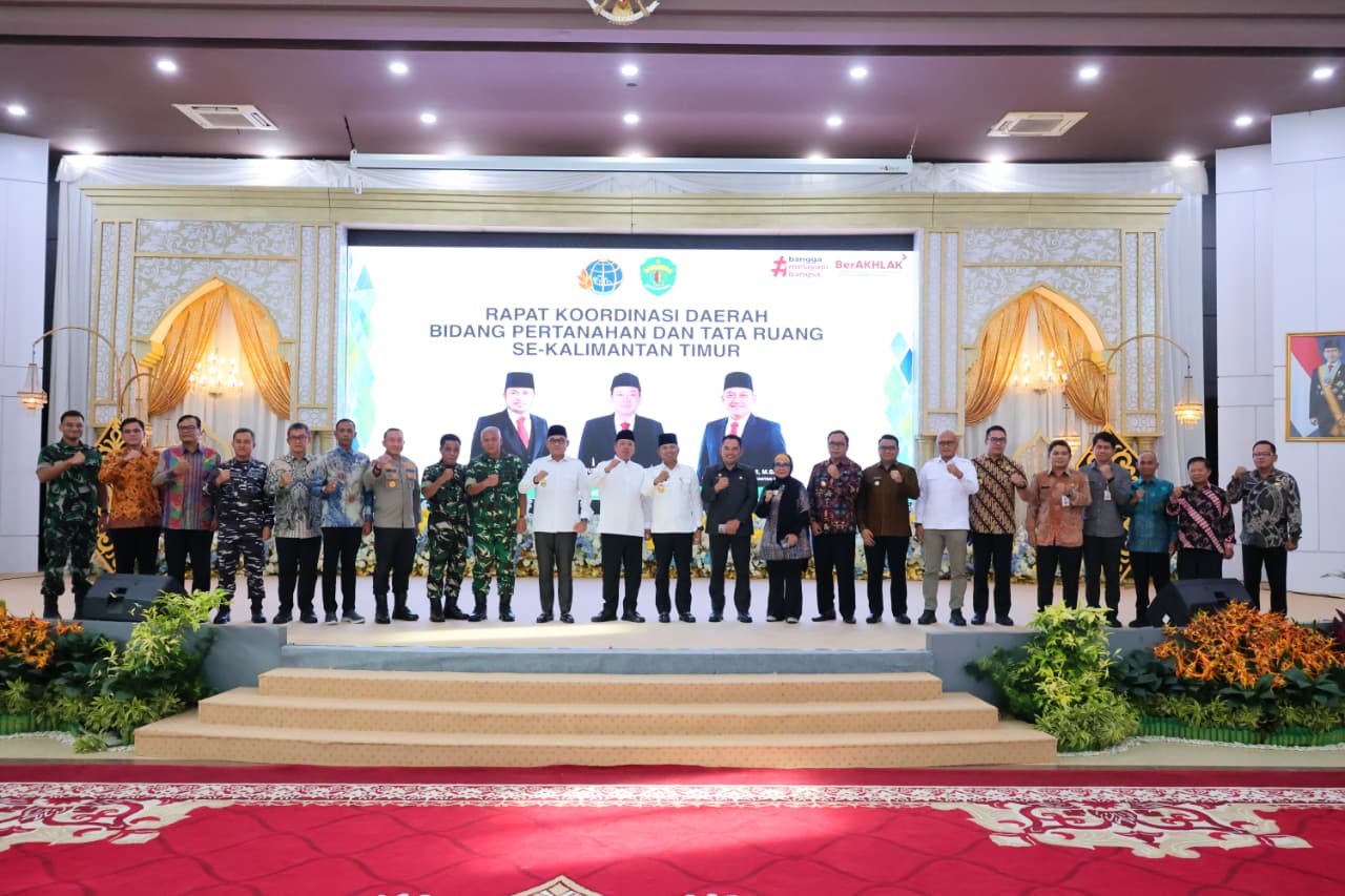 Rapatkan Barisan Kepala Daerah Se-Kaltim, Menteri Nusron: Solusi Penyelesaian Masalah Pertanahan Harus Berbasis Kemanusiaan