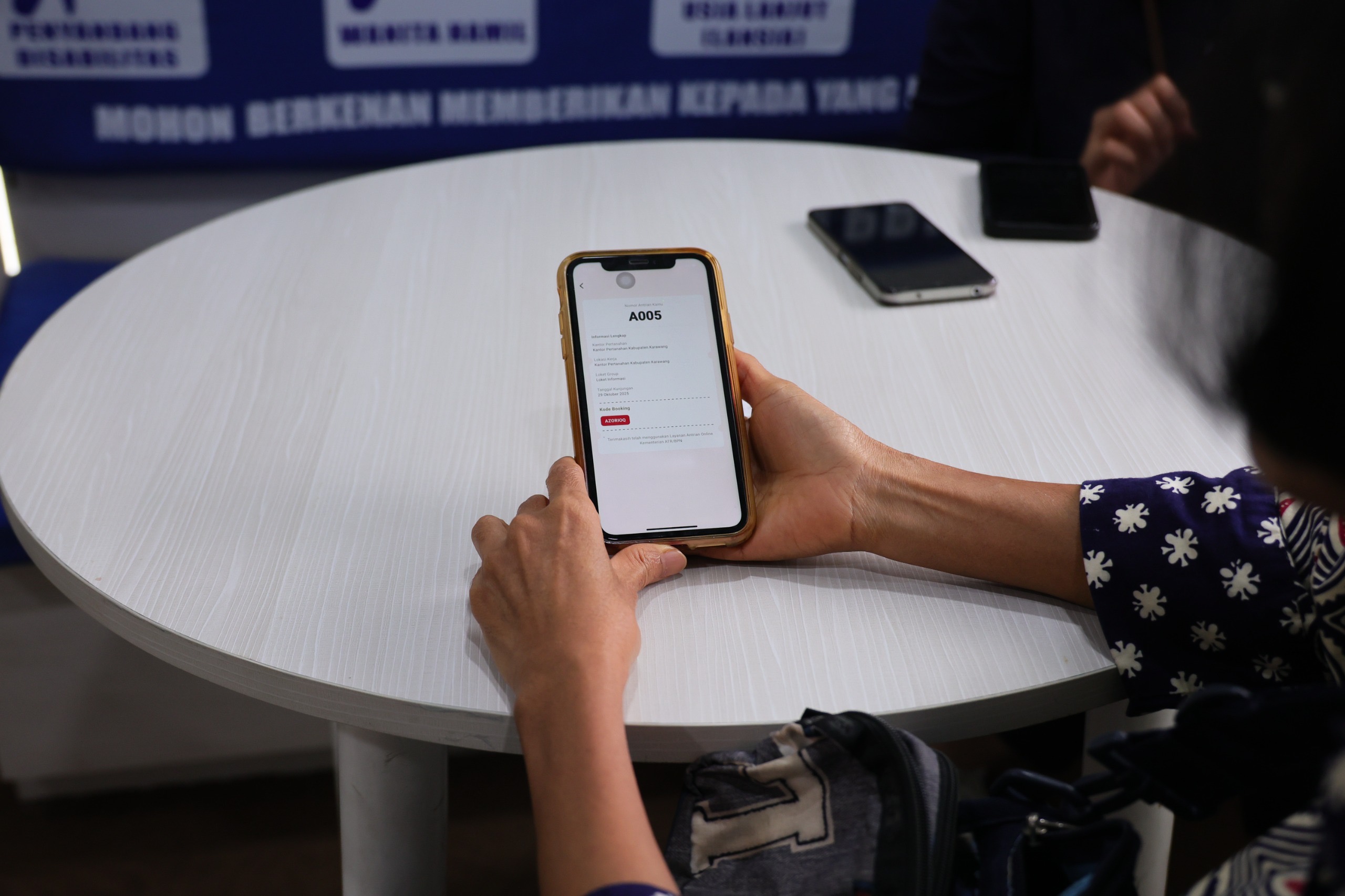 Tidak Perlu Menunggu Lama di Loket, Antrian Online dalam Sentuh Tanahku Mudahkan Warga Urus Sertipikat Tanah