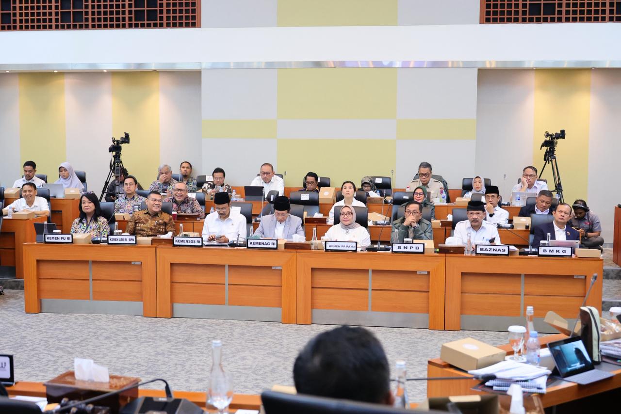 Wamen Ossy Sampaikan Peran Tata Ruang Berbasis Disaster Risk Reduction untuk Hadapi Potensi dan Kerugian Akibat Bencana Alam